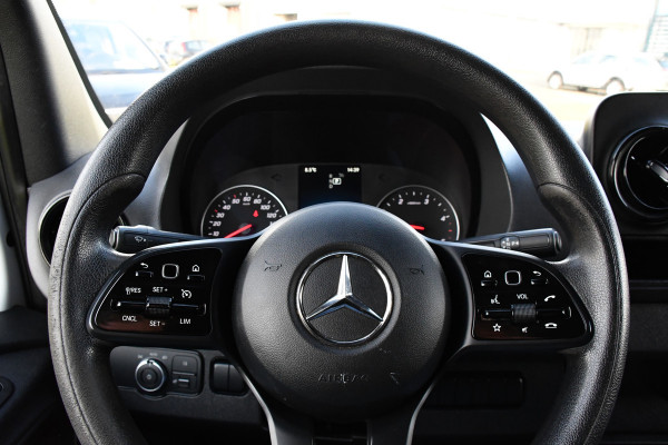 Mercedes-Benz Sprinter 319 1.9 CDI L2H2 RWD AMG Edition Camera, Cruise, Carplay, 190pk, Automaat, Multimedia, LED, Stoelverwarming, Standkachel, Uniek!