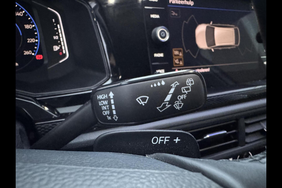 Volkswagen Taigo 1.0 TSI Life DSG CarPlay Camera Trekhaak LaneAssistCruise Garantie LED