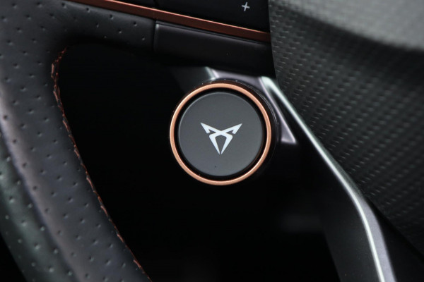 CUPRA Leon Sportstourer 1.4 e-Hybrid VZ Copper / PANODAK / KEYLESS / VOLLEDIG UITGEVOERD!