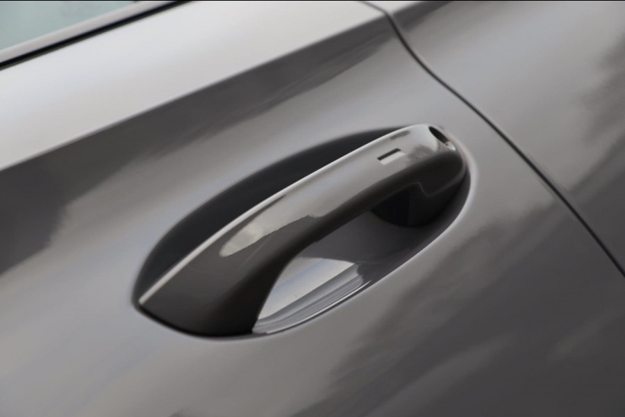 CUPRA Leon Sportstourer 1.4 e-Hybrid VZ Copper / PANODAK / KEYLESS / VOLLEDIG UITGEVOERD!