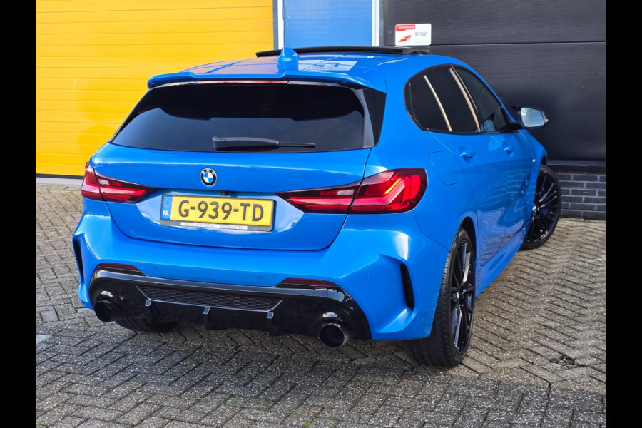 BMW 1-serie 118i M Line / AUT / NAP / Navi / Camera / M Interieur / Cruise Control / Open Panoramadak / Led / Pdc / 19 Inch