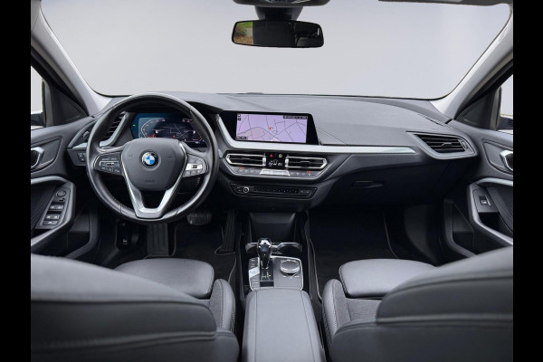 BMW 1-serie 118i High Executive Edition Sport line, digidash, stoelverwarming, 1 e eigenaar, NL auto met nationale auto pas ,