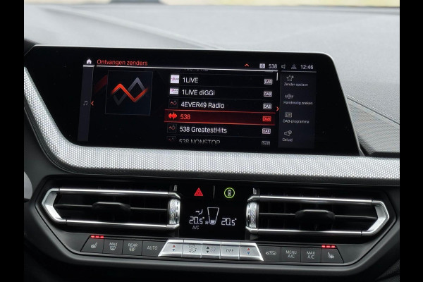 BMW 1-serie 118i High Executive Edition Sport line, digidash, stoelverwarming, 1 e eigenaar, NL auto met nationale auto pas ,