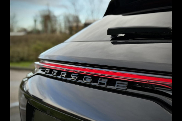 Porsche Panamera Sport Turismo 2.9 4 E-Hybrid Platinum Edition Sport Design|Chrono|Softclose|BOSE sound|Keyless|Alcantara