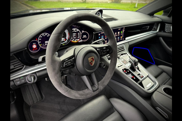 Porsche Panamera Sport Turismo 2.9 4 E-Hybrid Platinum Edition Sport Design|Chrono|Softclose|BOSE sound|Keyless|Alcantara