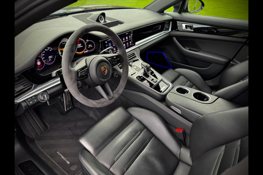Porsche Panamera Sport Turismo 2.9 4 E-Hybrid Platinum Edition Sport Design|Chrono|Softclose|BOSE sound|Keyless|Alcantara