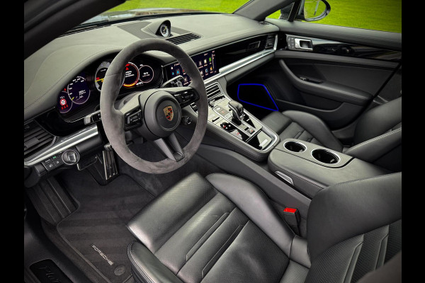 Porsche Panamera Sport Turismo 2.9 4 E-Hybrid Platinum Edition Sport Design|Chrono|Softclose|BOSE sound|Keyless|Alcantara