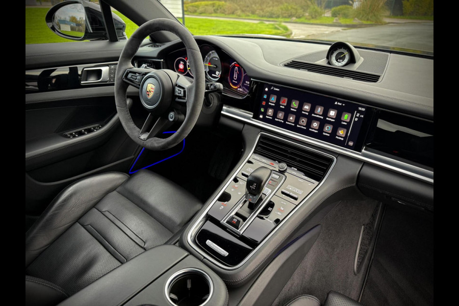 Porsche Panamera Sport Turismo 2.9 4 E-Hybrid Platinum Edition Sport Design|Chrono|Softclose|BOSE sound|Keyless|Alcantara
