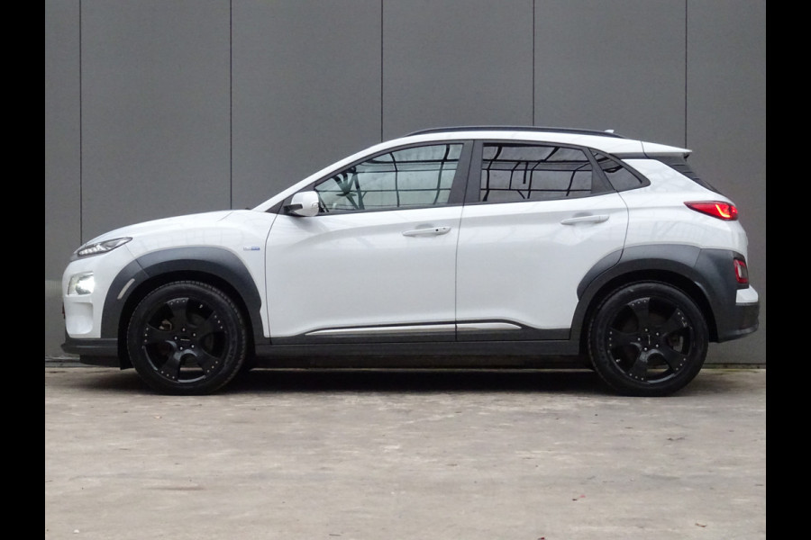 Hyundai Kona EV Premium 64 kWh * CARPLAY * WARMTEPOMP !!