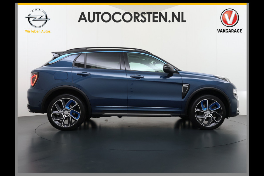 Lynk & Co 01 PHEV AUT-7 261pk Org NL Trekhaak Pano-Schuifdak Lmv 20" 360°Camera Apple Carplay Android Auto Adap.Cruise Navi Pdc Ecc Keyless L Elek.Memory.Stoel File assistent Dodehoek detector Elektrisch bedienbare achterklep Rijstrooksensor Wifi Verkeersbord detectie 425Nm koppel 3,7kw laadvermogen