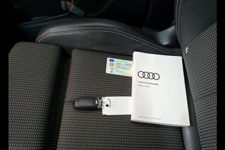 Audi Q4 e-tron 40 S 300 pk edition 77 kWh, 1 e eigenaar, 2 X S line, 21 inch, elect.bed. trekhaak, NL auto met nationale auto pas