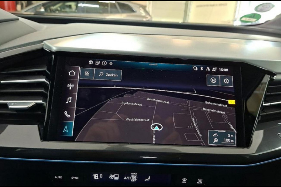 Audi Q4 e-tron 40 S 300 pk edition 77 kWh, 1 e eigenaar, 2 X S line, 21 inch, elect.bed. trekhaak, NL auto met nationale auto pas