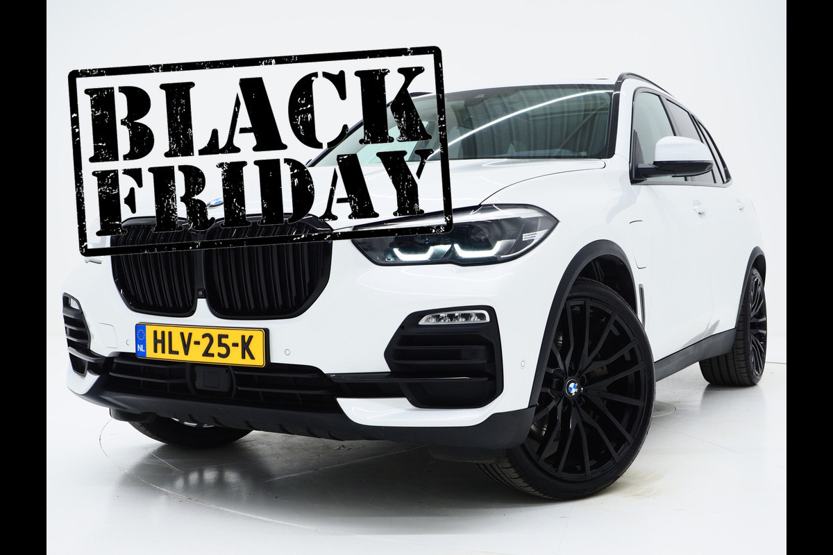 BMW X5 xDrive45e Full Black | Panoramadak | Luchtvering | Harman/Kardon | 360 | Keyless