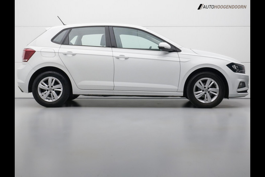 Volkswagen Polo 1.0 TSI Comfortline deluxe (APPLE CARPLAY,LED,ADAPTIVE CRUISE,COMFORT-STOELEN,PDC,LM-VELGEN,NIEUWE APK)