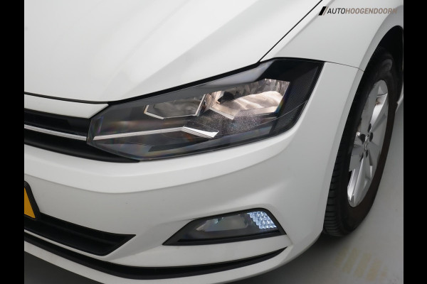 Volkswagen Polo 1.0 TSI Comfortline deluxe (APPLE CARPLAY,LED,ADAPTIVE CRUISE,COMFORT-STOELEN,PDC,LM-VELGEN,NIEUWE APK)