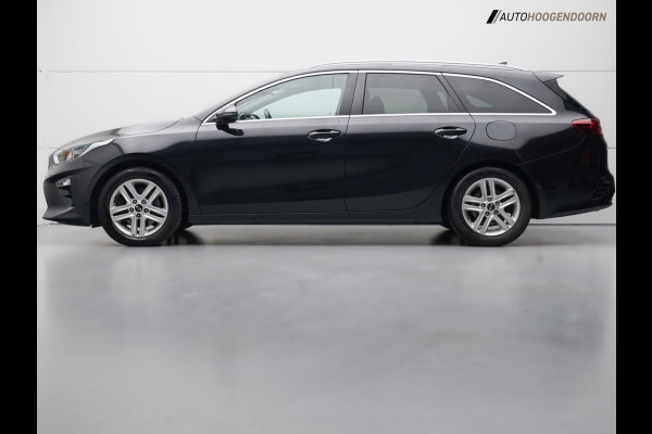 Kia Ceed Sportswagon 1.4 T-GDi DynamicPlusLine deluxe (APPLE CARPLAY,LED,STUUR-STOELVERWARMING,CAMERA,TREKHAAK,ADAPTIVE CRUISE)