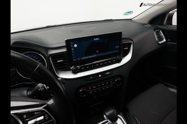 Kia Ceed Sportswagon 1.4 T-GDi DynamicPlusLine deluxe (APPLE CARPLAY,LED,STUUR-STOELVERWARMING,CAMERA,TREKHAAK,ADAPTIVE CRUISE)