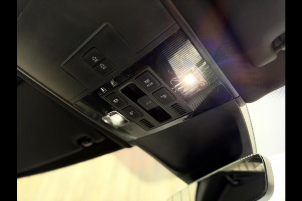 Volkswagen Tiguan Allspace 1.5 TSI R-line 7-persoons Automaat | Panoramadak | DCC Mode Selection | Stoelverwarming | LED verlichting | Spiegels elektrisch