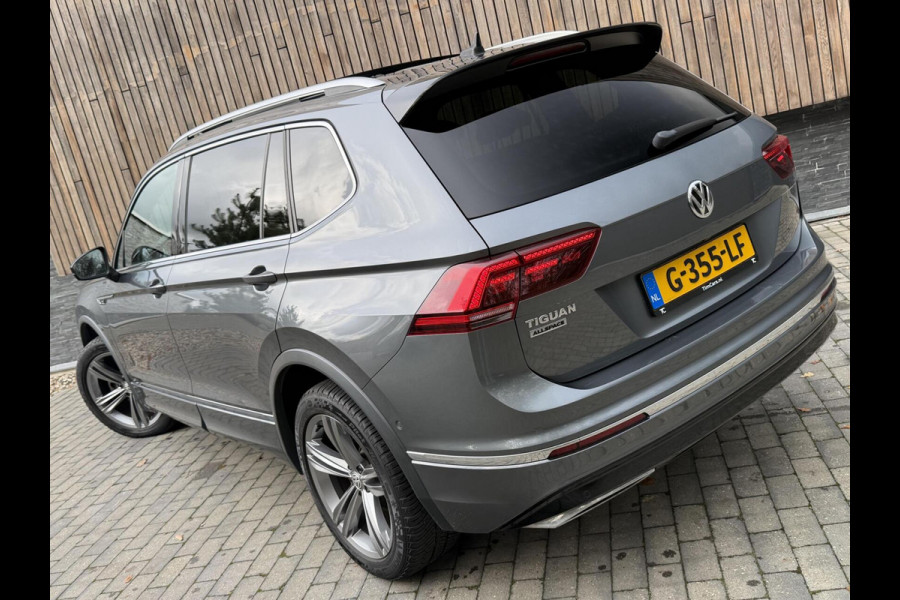 Volkswagen Tiguan Allspace 1.5 TSI R-line 7-persoons Automaat | Panoramadak | DCC Mode Selection | Stoelverwarming | LED verlichting | Spiegels elektrisch