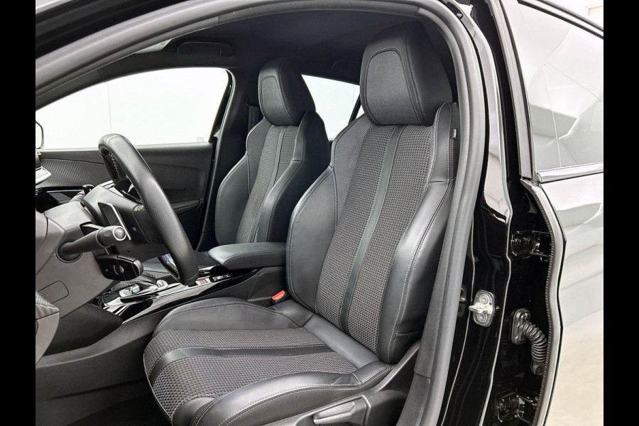 Peugeot 208 1.2 PureTech GT Aut. Airco|ECC Navi Carplay Cruise Control PDC VA Camera 17" LM Velgen