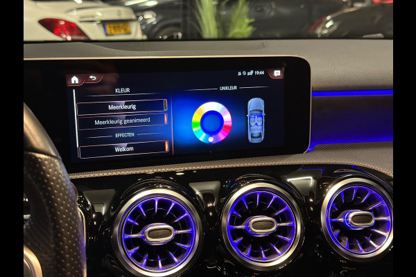 Mercedes-Benz A-Klasse 200|AMG|PANO|SFEER|BOMVOL!