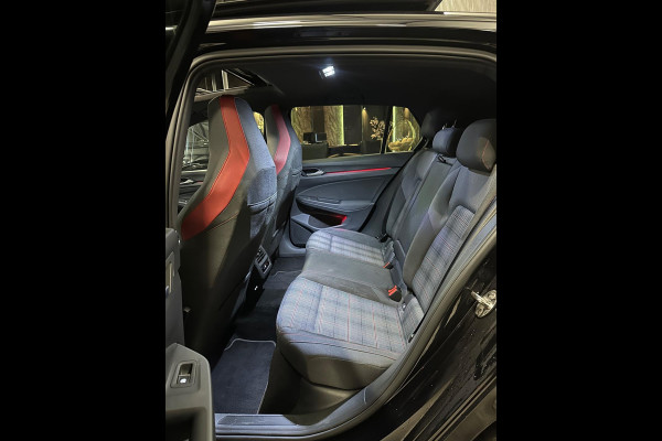 Volkswagen Golf 2.0 TSI GTI|PANORAMA