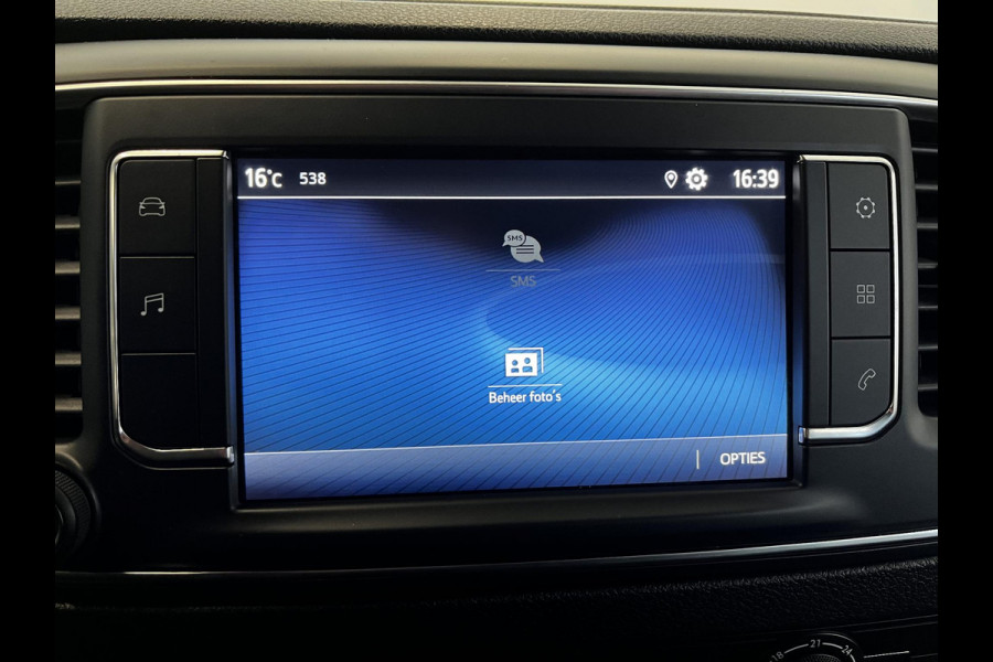 Toyota PROACE Electric Shuttle Long Extra Range Cool 75 kWh 9 pers. Navigatie Apple Carplay/Android Auto Parkeersensoren Cruise Control Lichtmetalen velgen Getinte ramen Airco