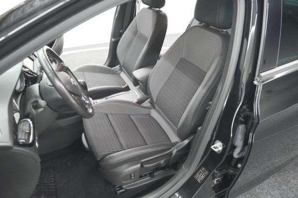 Opel Astra 1.2 Business Edition | Camera | Dodehoekdetectie | Allseason Banden | Apple Carplay