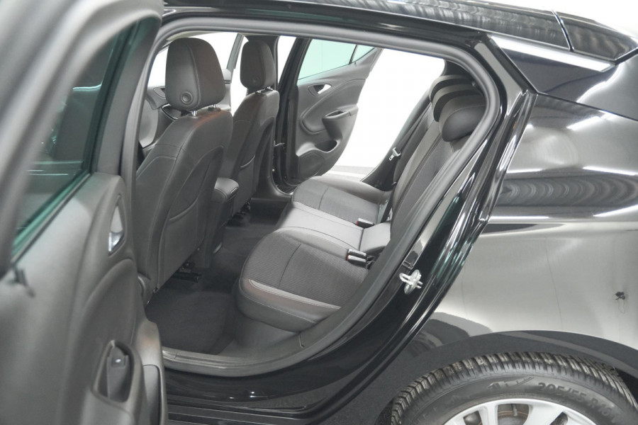 Opel Astra 1.2 Business Edition | Camera | Dodehoekdetectie | Allseason Banden | Apple Carplay