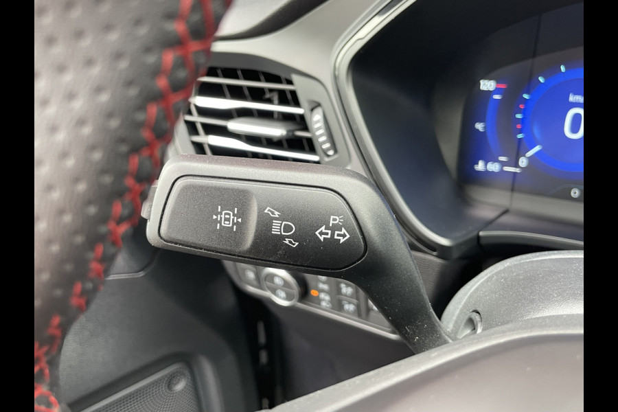 Ford Kuga 2.5 PHEV ST-Line | Elec.Trekhaak | Apple Carplay | Camera voor en achter | Winterpack | Lane assist