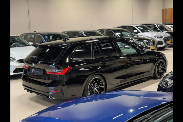 BMW 3 Serie Touring 330e M-Pakket, Pano, Apple Carplay, Voll Led, Navi, Hud, Cam, Private Glas, Shadow Line, Dealer Onderhouden