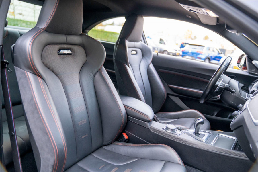 BMW M2 DCT Competition | Prijs rijklaar incl. 12 mnd garantie | Navi Adaptive Led 19"Lmv Cruise Pdc Camera Leder Stoelverw