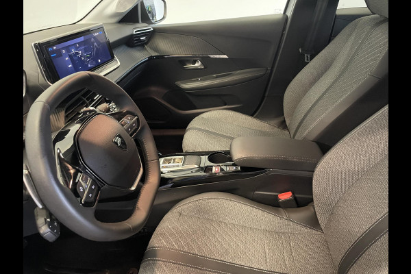 Peugeot 208 Hybrid 100 AUT Allure Navigatie Apple Carplay/ Android Auto Camera Parkeersensoren Adaptive Cruise Control Stoelverwarming Ledverlichting Climate control