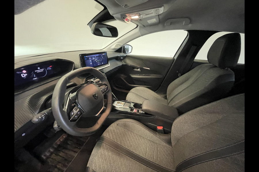 Peugeot 208 Hybrid 100 AUT Allure Navigatie Apple Carplay/ Android Auto Camera Parkeersensoren Adaptive Cruise Control Stoelverwarming Ledverlichting Climate control