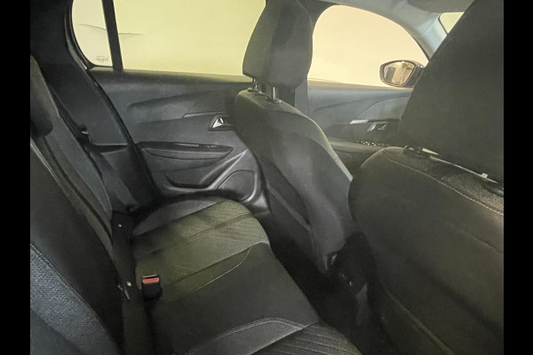 Peugeot 208 Hybrid 100 AUT Allure Navigatie Apple Carplay/ Android Auto Camera Parkeersensoren Adaptive Cruise Control Stoelverwarming Ledverlichting Climate control