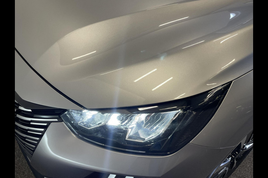 Peugeot 208 Hybrid 100 AUT Allure Navigatie Apple Carplay/ Android Auto Camera Parkeersensoren Adaptive Cruise Control Stoelverwarming Ledverlichting Climate control