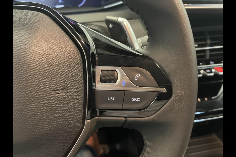 Peugeot 208 Hybrid 100 AUT Allure Navigatie Apple Carplay/ Android Auto Camera Parkeersensoren Adaptive Cruise Control Stoelverwarming Ledverlichting Climate control