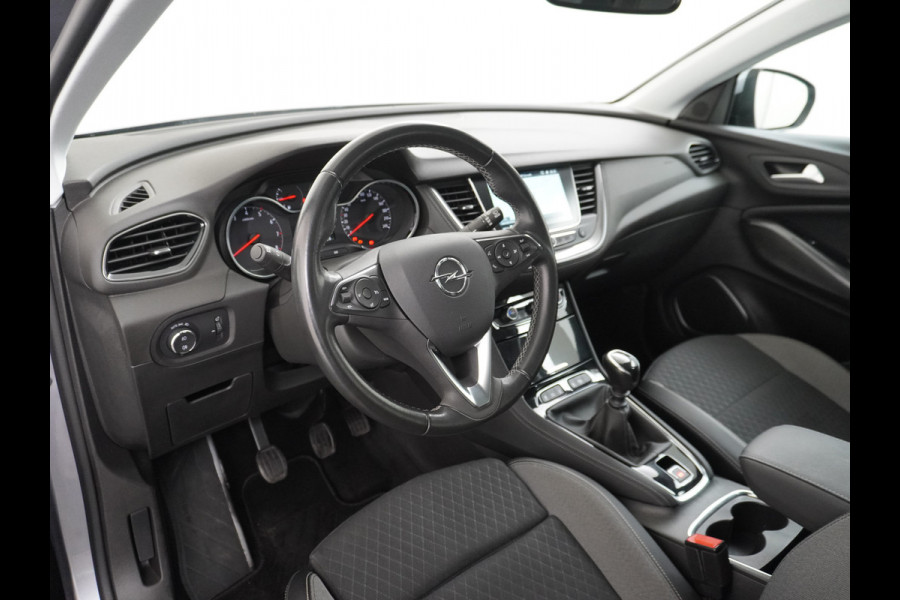 Opel Grandland X T 131pk 360Camera Navi 1/2Leer Apple/Android Usb Bluetooth CruiseControl Pdc Dab Ecc Tel. Isofix Mistlampen Blindspot Lane-dep. Bordherk. Licht-/Zichtpakket Elek.Inkl.spiegels Elek.Ramen Led 17''LM 1.2 Turbo Business Elegance NL-auto! B- klasse EURO 6 Origin.NLse auto