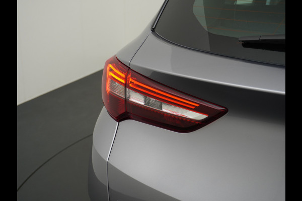 Opel Grandland X T 131pk 360Camera Navi 1/2Leer Apple/Android Usb Bluetooth CruiseControl Pdc Dab Ecc Tel. Isofix Mistlampen Blindspot Lane-dep. Bordherk. Licht-/Zichtpakket Elek.Inkl.spiegels Elek.Ramen Led 17''LM 1.2 Turbo Business Elegance NL-auto! B- klasse EURO 6 Origin.NLse auto