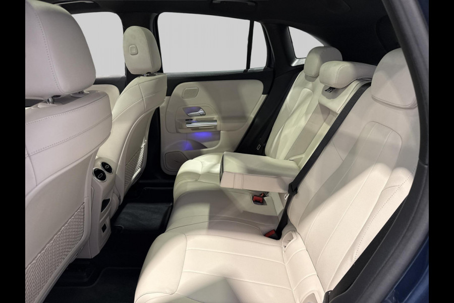 Mercedes-Benz EQA 250 Business Solution Luxury 67 kWh Panoramadak | leder