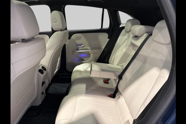 Mercedes-Benz EQA 250 Business Solution Luxury 67 kWh Panoramadak | leder