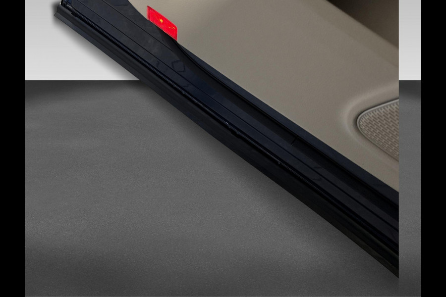 Mercedes-Benz EQA 250 Business Solution Luxury 67 kWh Panoramadak | leder