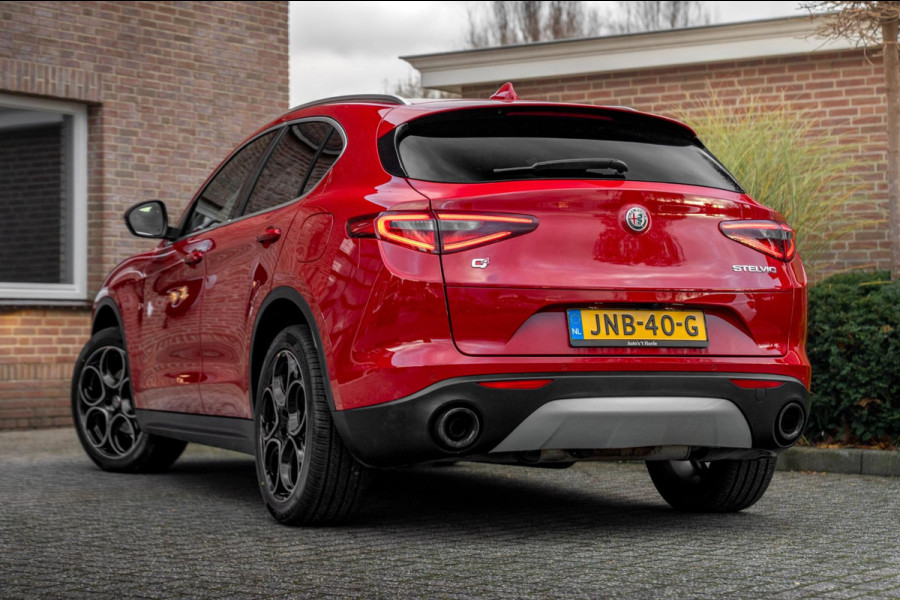 Alfa Romeo Stelvio 2.0 T AWD TURBO