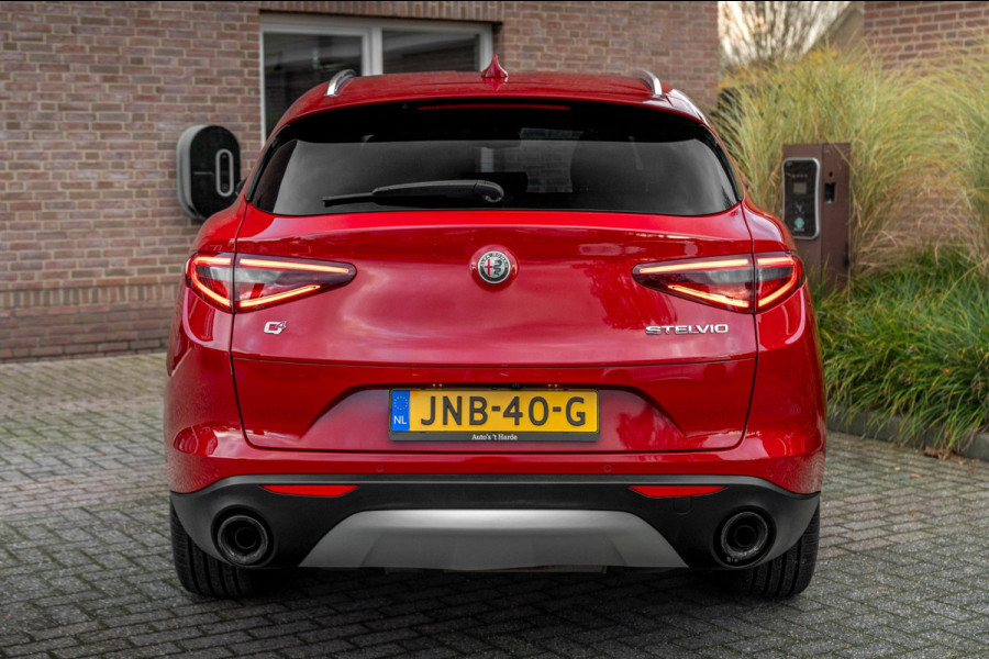 Alfa Romeo Stelvio 2.0 T AWD TURBO