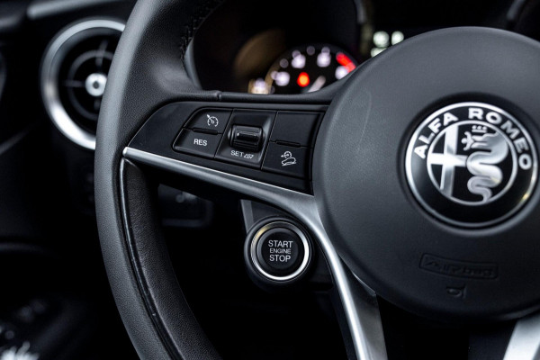 Alfa Romeo Stelvio 2.0 T AWD TURBO