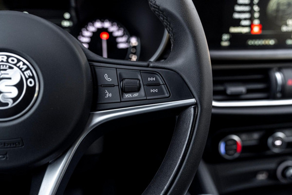 Alfa Romeo Stelvio 2.0 T AWD TURBO