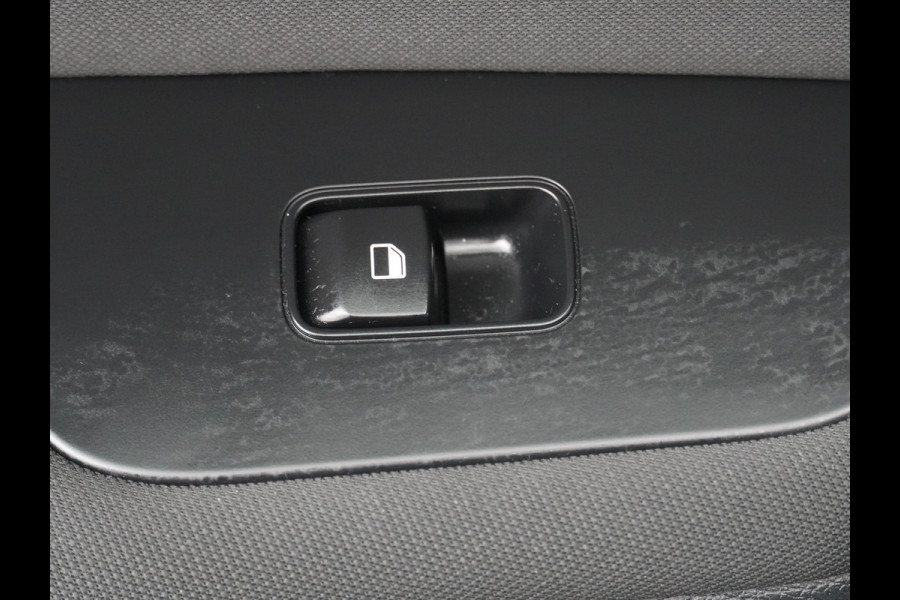 Kia Ceed Sportswagon 1.0 T-GDi DynamicLine - Apple CarPlay / Android Auto - Climate Control - Achteruitrijcamera - Parkeersensoren - Fabrieksgarantie tot 04-2030