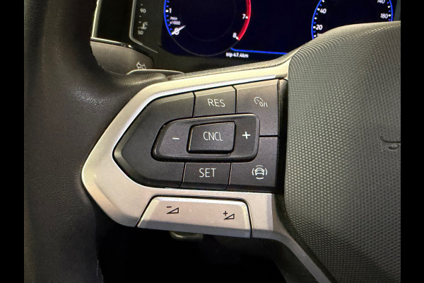 Volkswagen Polo 1.0 TSI R-LINE DSG CAMERA PARKEERSENSOREN VOOR EN ACHTER APPLE CARPLAY NAVI CRUISE CONTROL STOELVERWARMING