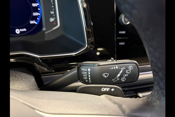 Volkswagen Polo 1.0 TSI R-LINE DSG CAMERA PARKEERSENSOREN VOOR EN ACHTER APPLE CARPLAY NAVI CRUISE CONTROL STOELVERWARMING