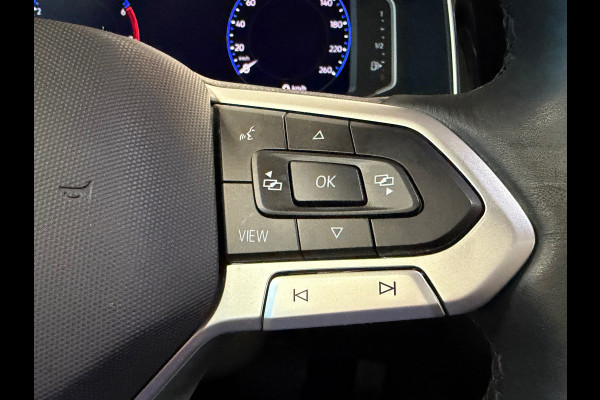 Volkswagen Polo 1.0 TSI R-LINE DSG CAMERA PARKEERSENSOREN VOOR EN ACHTER APPLE CARPLAY NAVI CRUISE CONTROL STOELVERWARMING